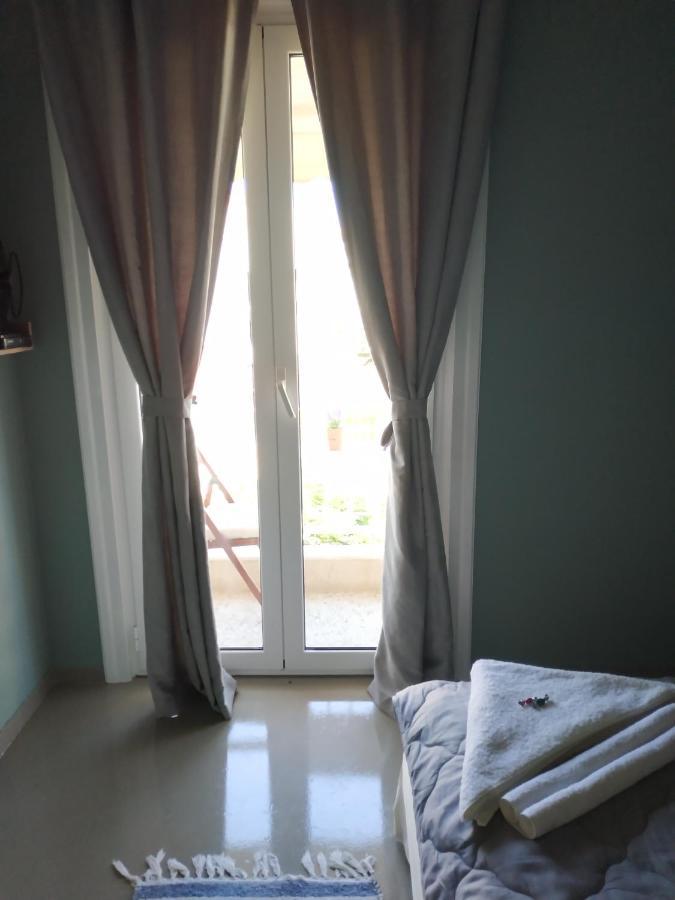 자일로카스트론 Cute Small Flat Near The Beach 아파트 외부 사진